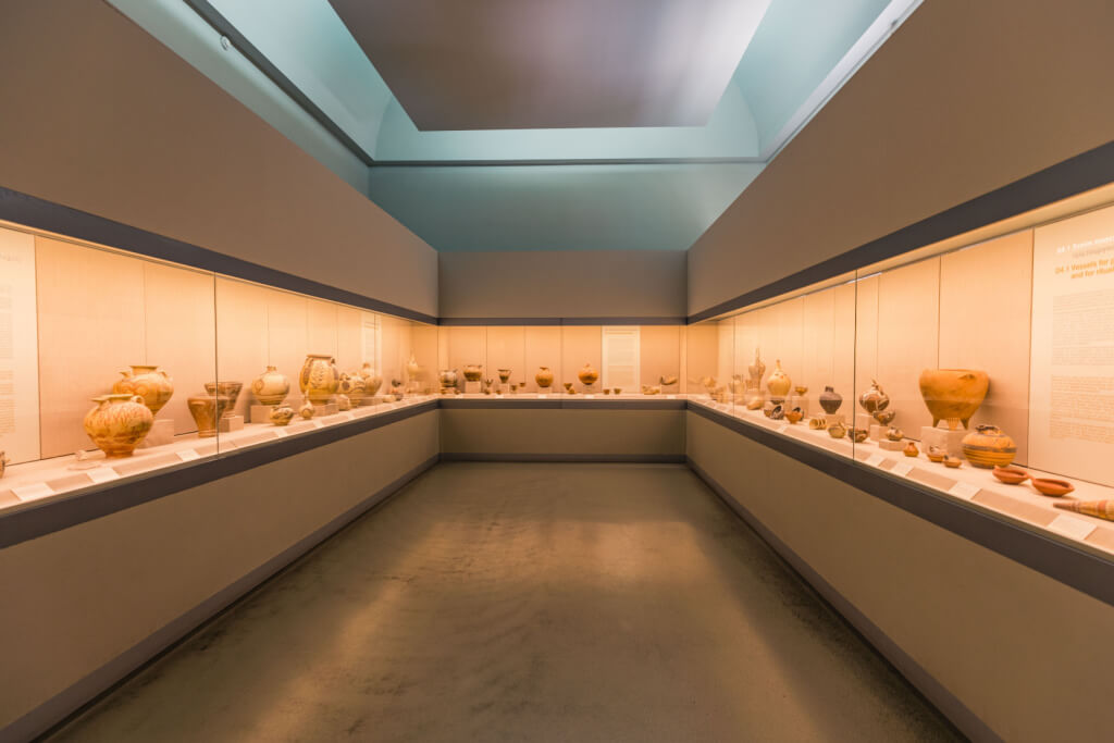 Discover Santorini's Archaeological Attractions-Museum of prehistoric Thera. Illuminating artifacts-BusTravel
